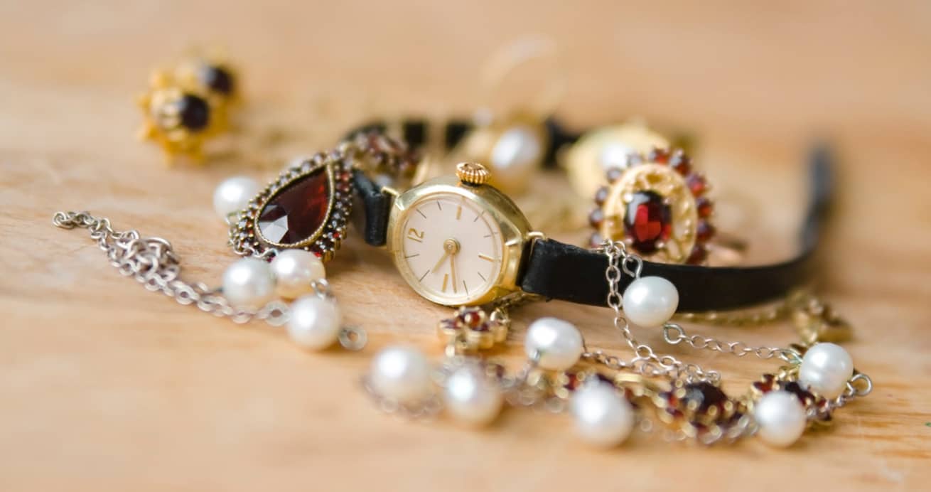 Is It Okay to Sell Inherited Jewelry?
